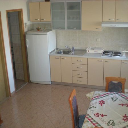 Apartments Sunny House Lumbarda Rum bild